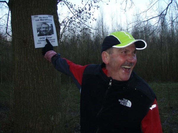 149. Günter Meinhold ontdekt zichzelf op de boom, 100 marathons in 1 jaar!